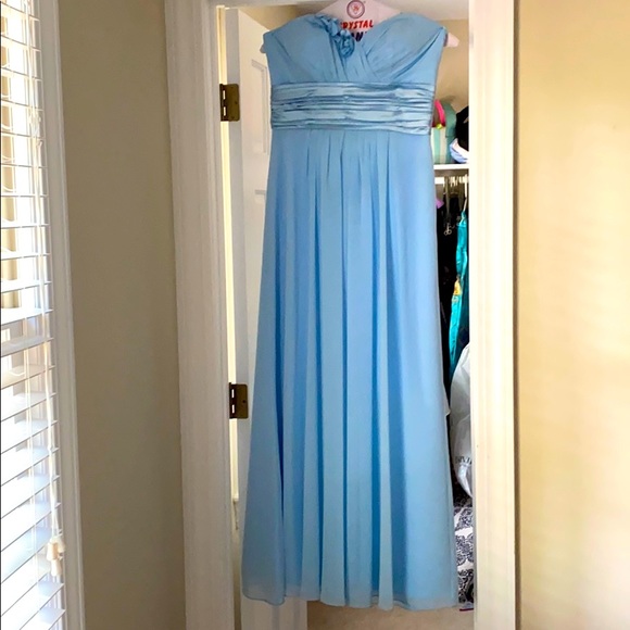Beautiful bridesmaids dress! - Picture 1 of 2